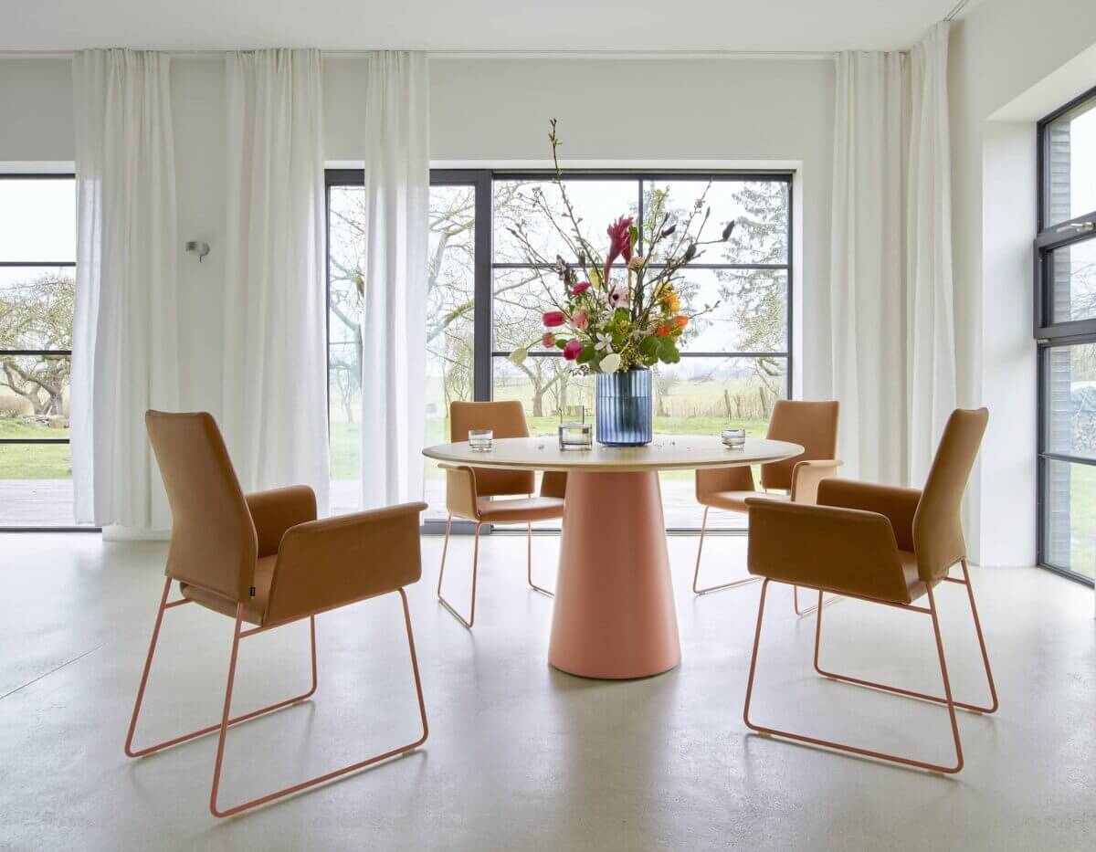 bouquet-of-vases-image-1