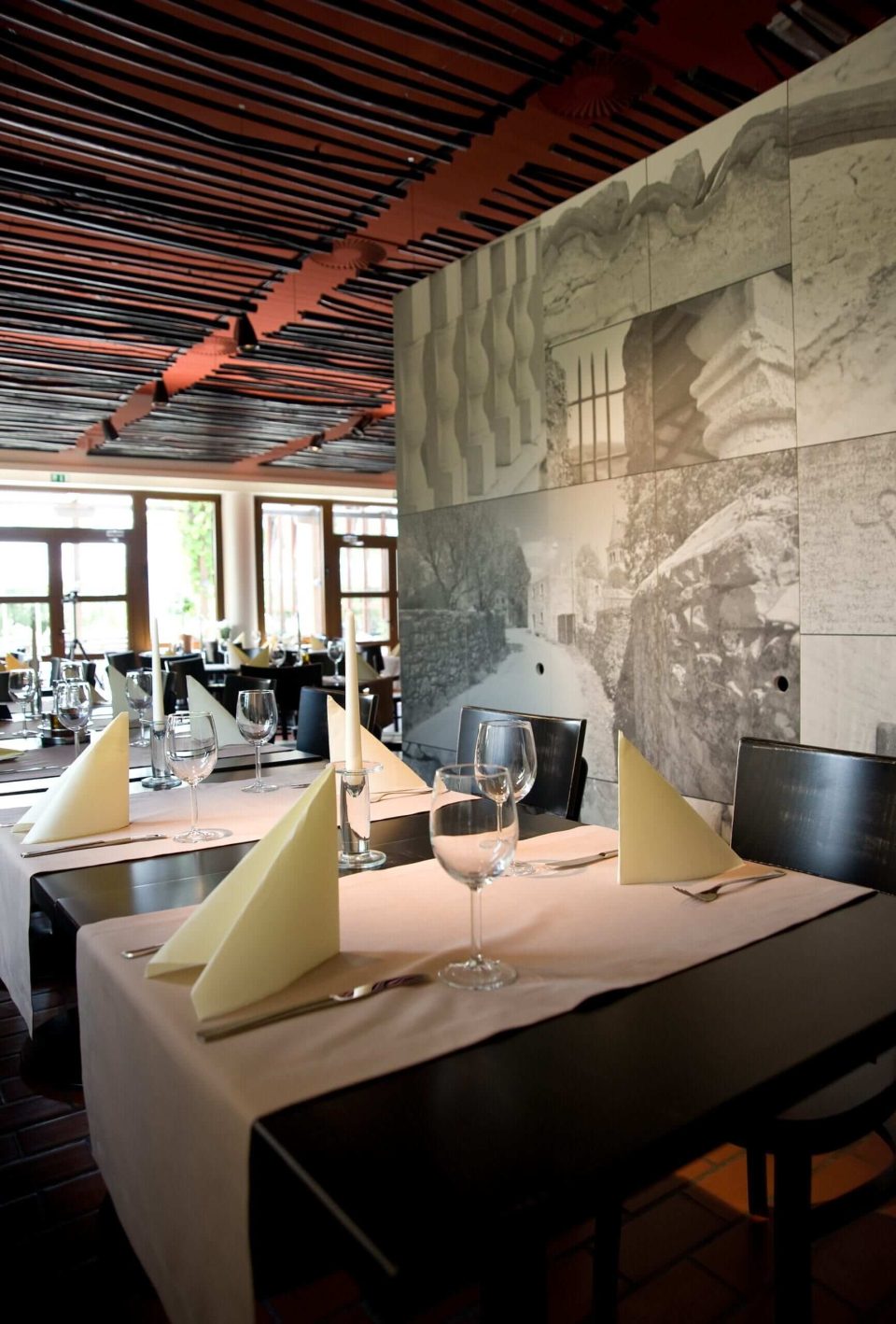 restaurant-n12-image-1